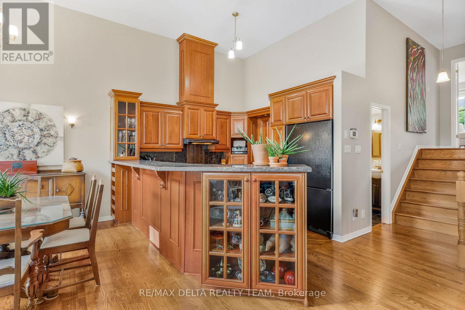 116 Gladeview Private, Ottawa, Ontario  K1T 4C5 - Photo 12 - X12468188