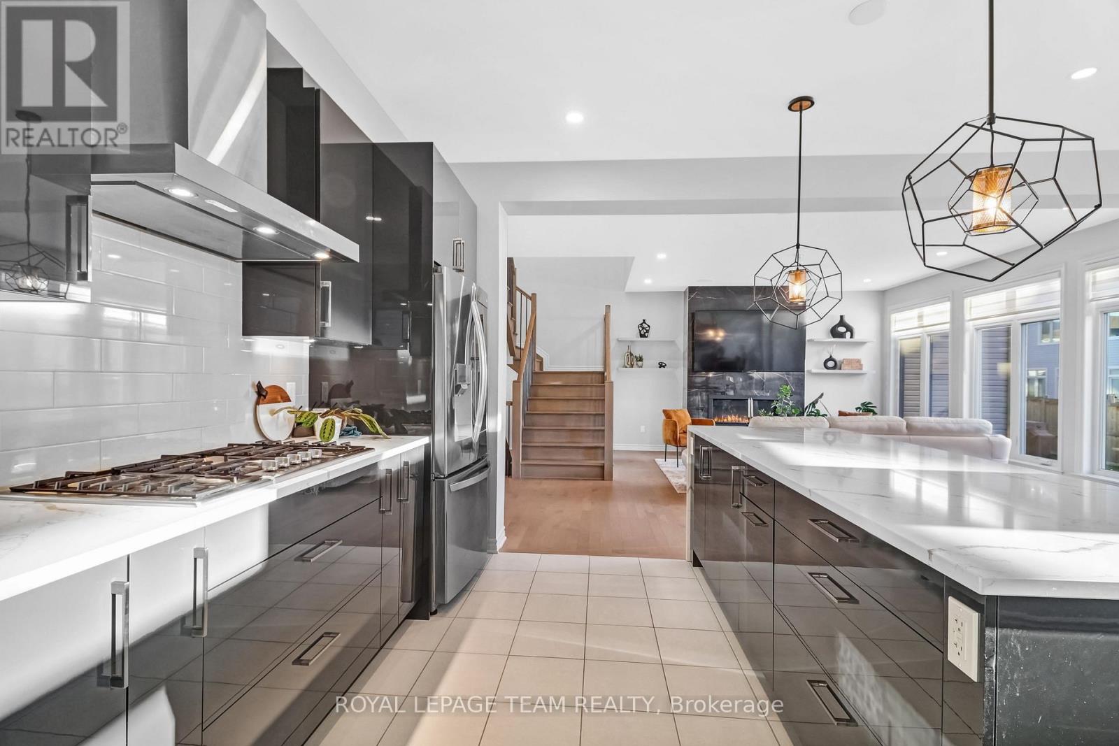 711 Moonflower Crescent, Ottawa, Ontario  K1T 0X8 - Photo 13 - X12468210