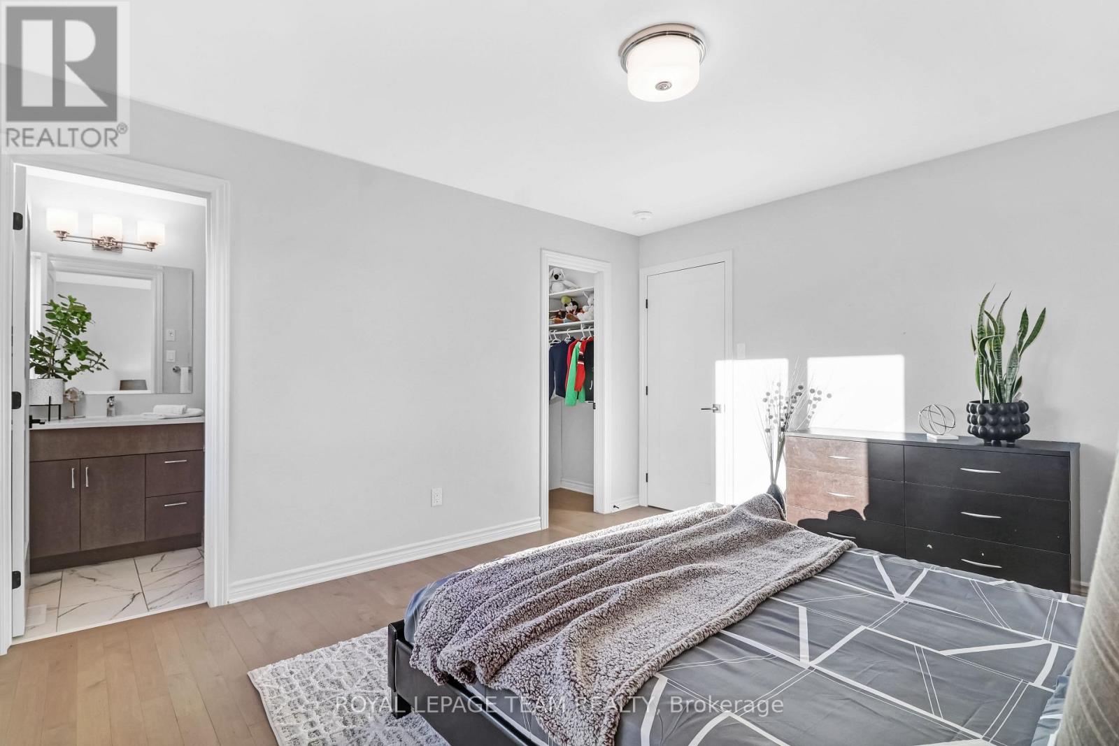 711 Moonflower Crescent, Ottawa, Ontario  K1T 0X8 - Photo 27 - X12468210