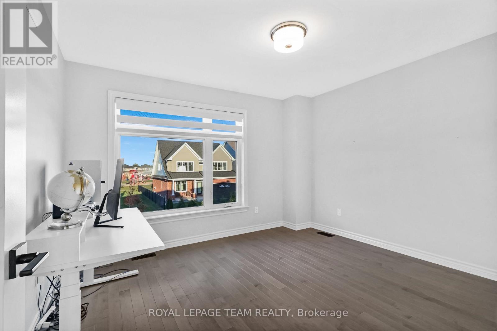 711 Moonflower Crescent, Ottawa, Ontario  K1T 0X8 - Photo 30 - X12468210