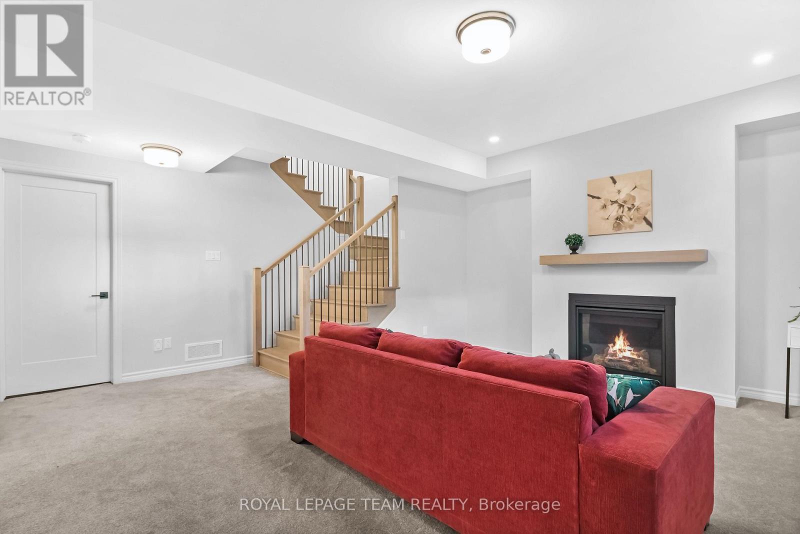 711 Moonflower Crescent, Ottawa, Ontario  K1T 0X8 - Photo 35 - X12468210