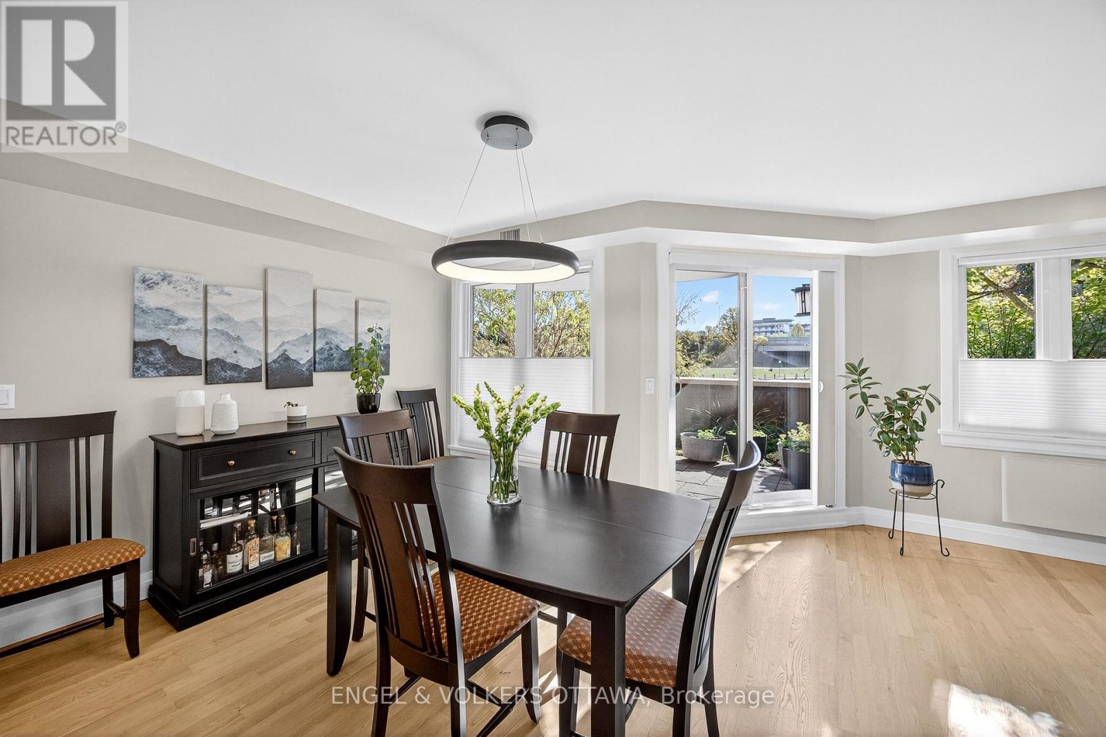 102 - 130 Queen Elizabeth Drive, Ottawa, Ontario  K2P 1E6 - Photo 11 - X12468303