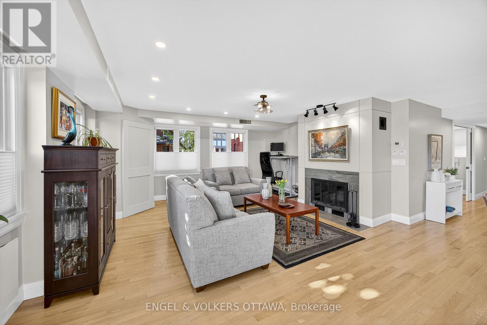 102 - 130 Queen Elizabeth Drive, Ottawa, Ontario  K2P 1E6 - Photo 14 - X12468303