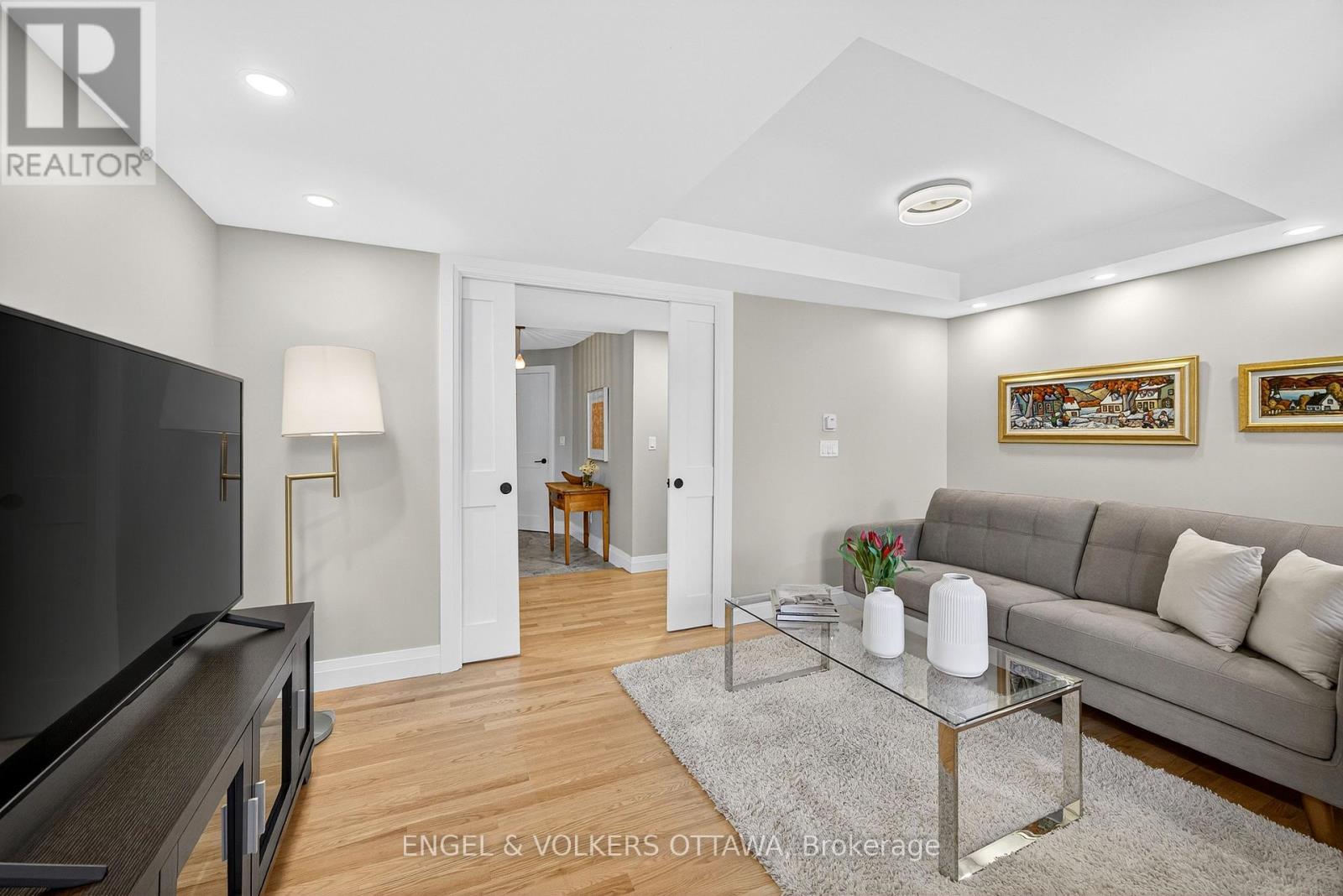 102 - 130 Queen Elizabeth Drive, Ottawa, Ontario  K2P 1E6 - Photo 27 - X12468303