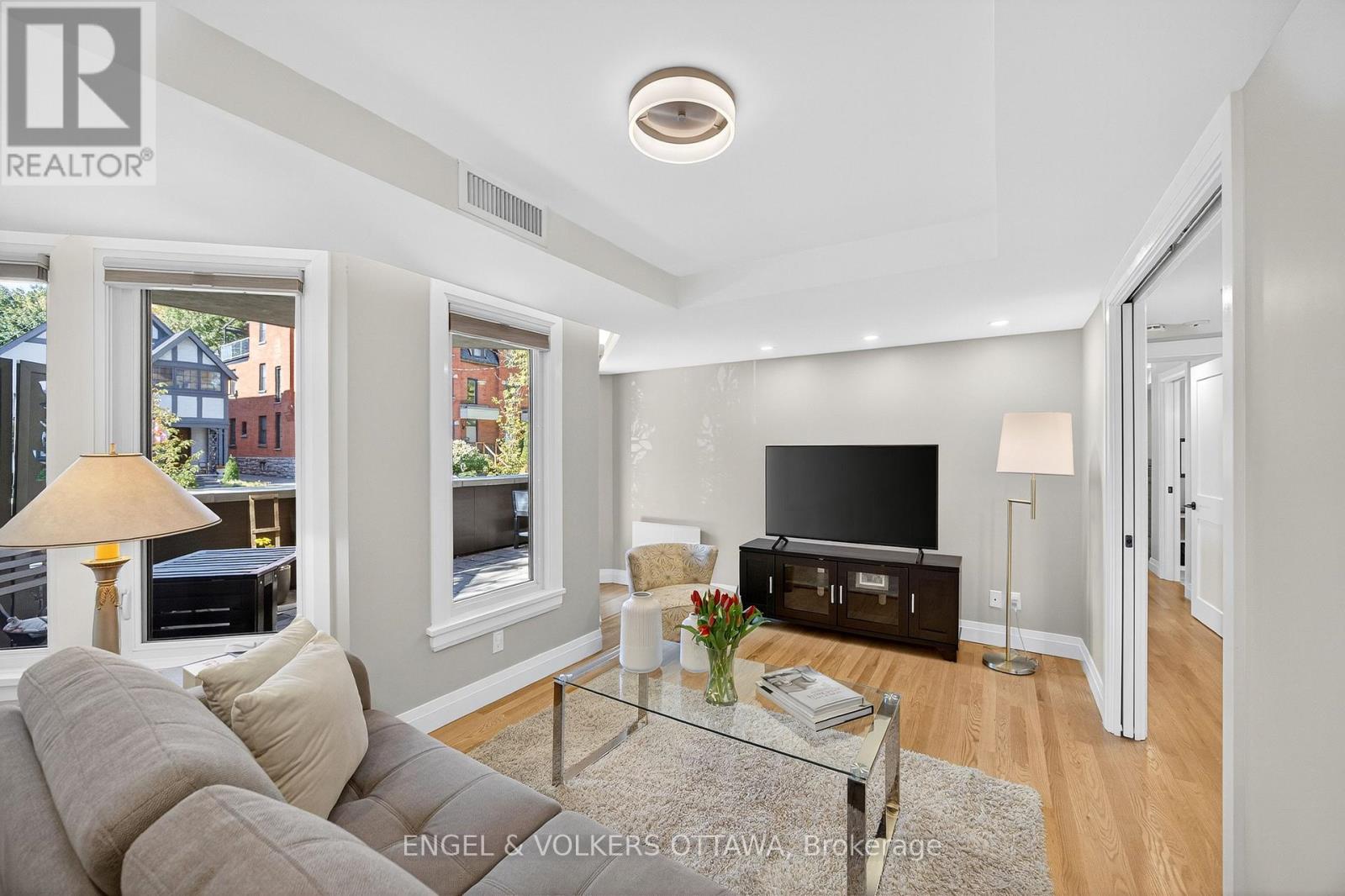 102 - 130 Queen Elizabeth Drive, Ottawa, Ontario  K2P 1E6 - Photo 31 - X12468303