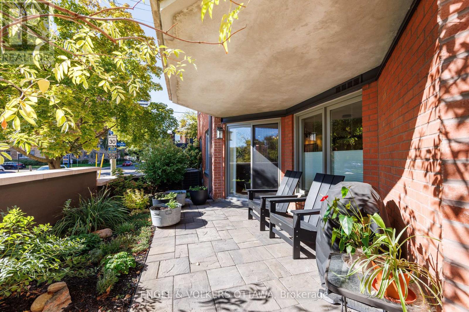 102 - 130 Queen Elizabeth Drive, Ottawa, Ontario  K2P 1E6 - Photo 39 - X12468303