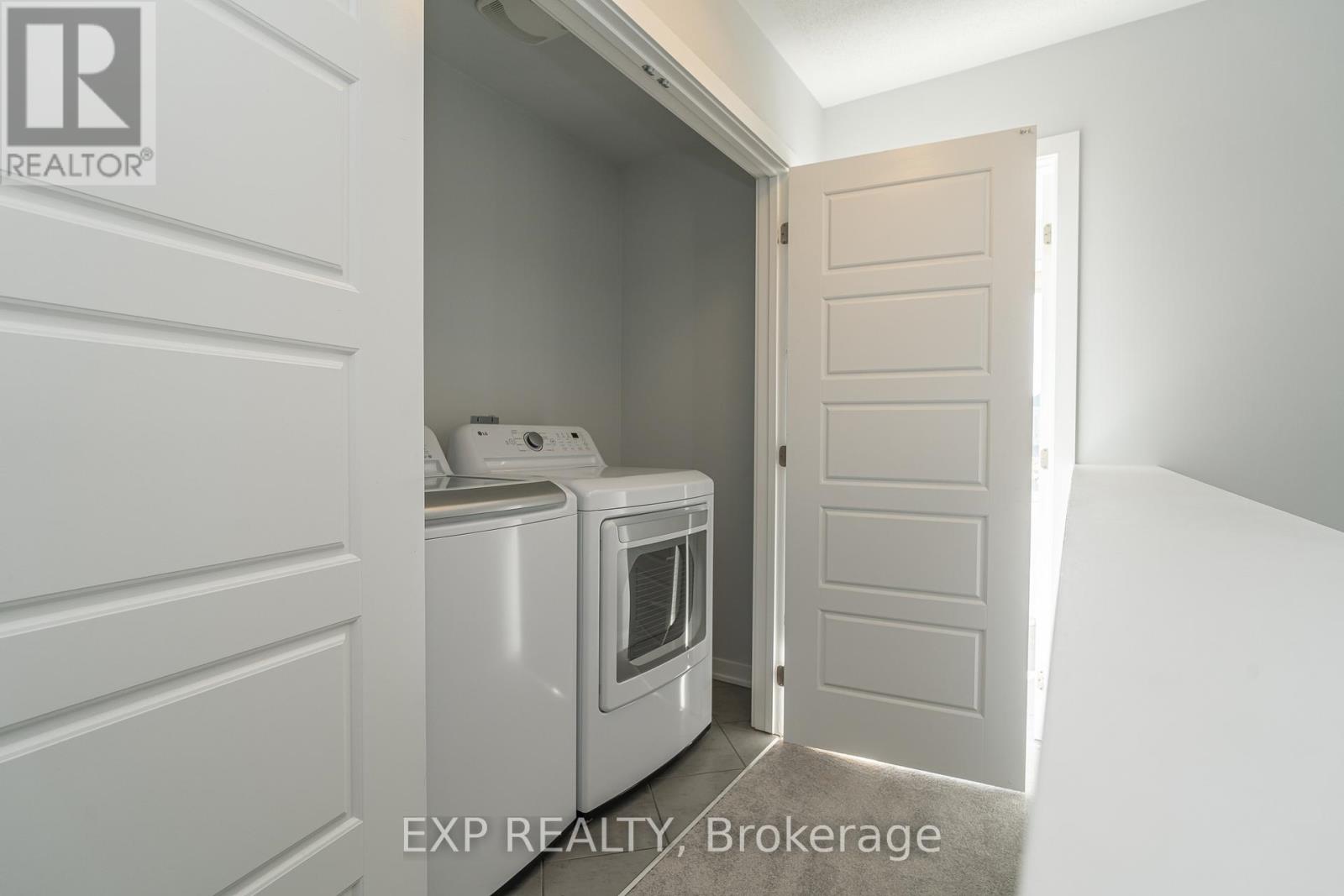 770 Derreen Avenue, Ottawa, Ontario  K2S 2Z1 - Photo 23 - X12468312