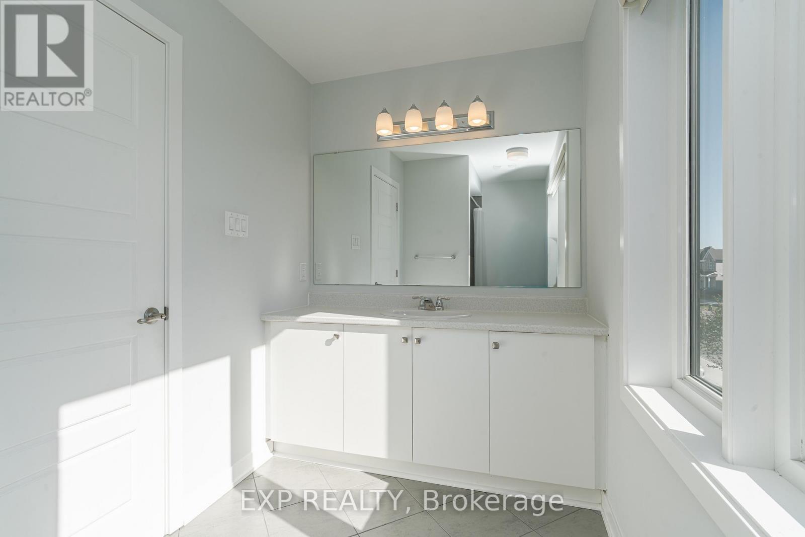770 Derreen Avenue, Ottawa, Ontario  K2S 2Z1 - Photo 24 - X12468312