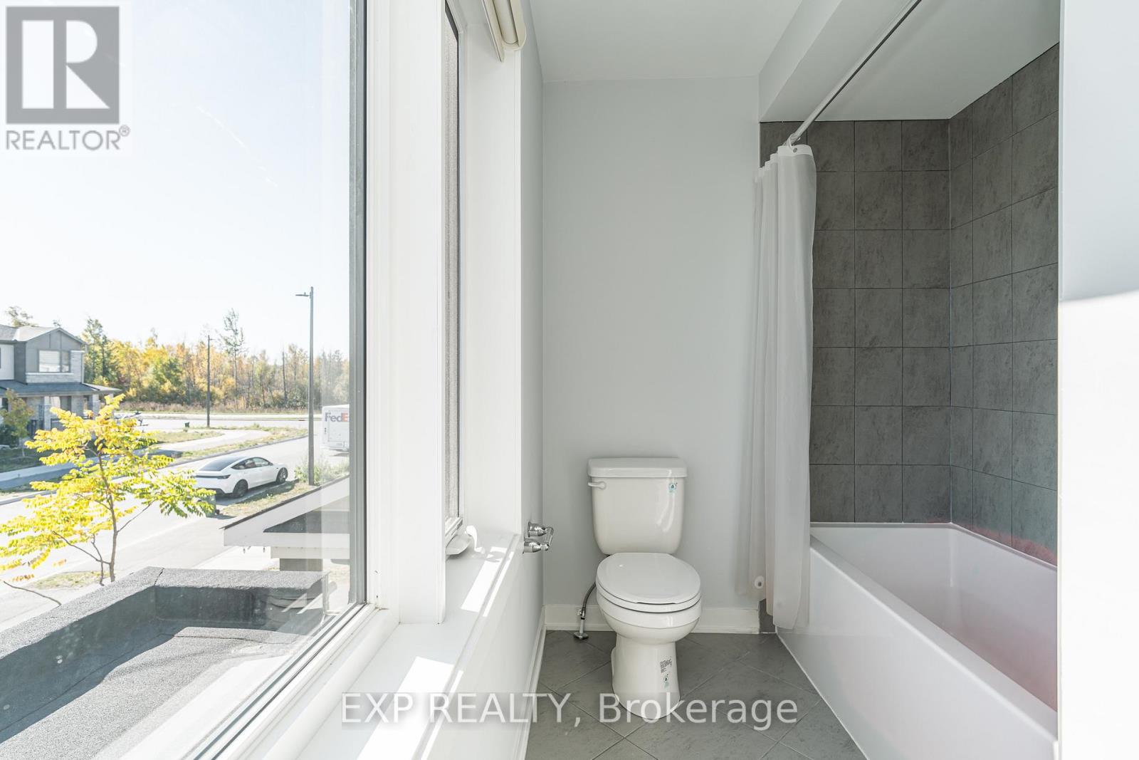 770 Derreen Avenue, Ottawa, Ontario  K2S 2Z1 - Photo 25 - X12468312