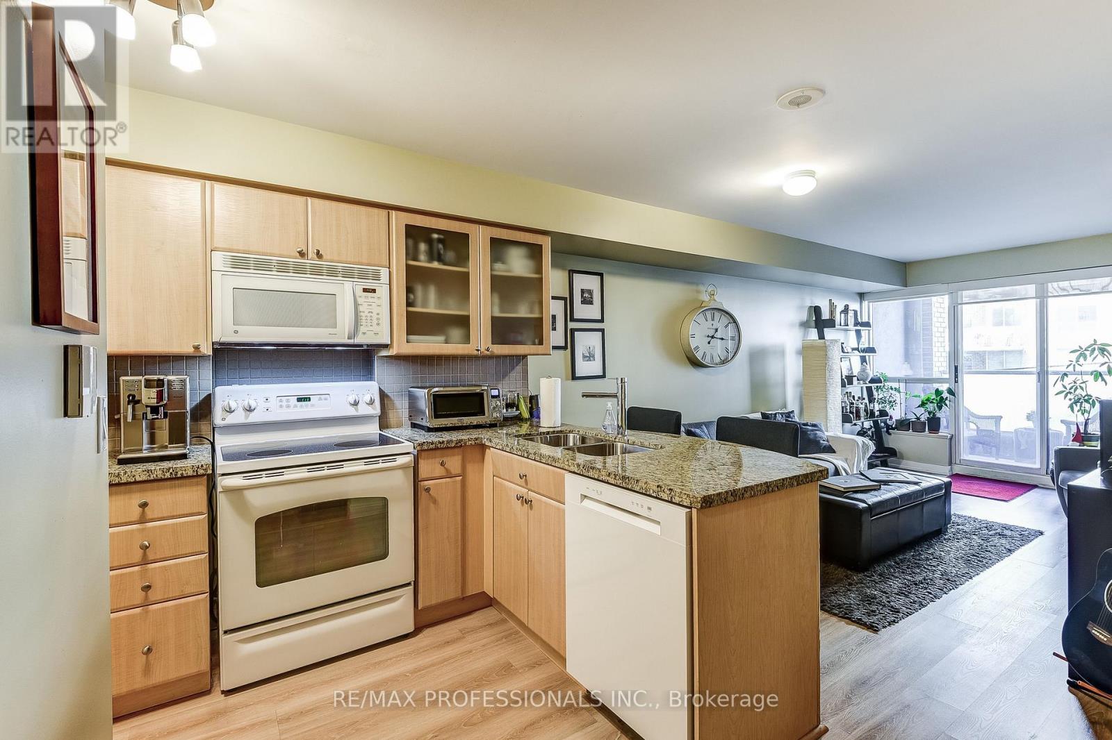 317 - 1005 King Street W, Toronto, Ontario  M6K 3M8 - Photo 10 - C12468133