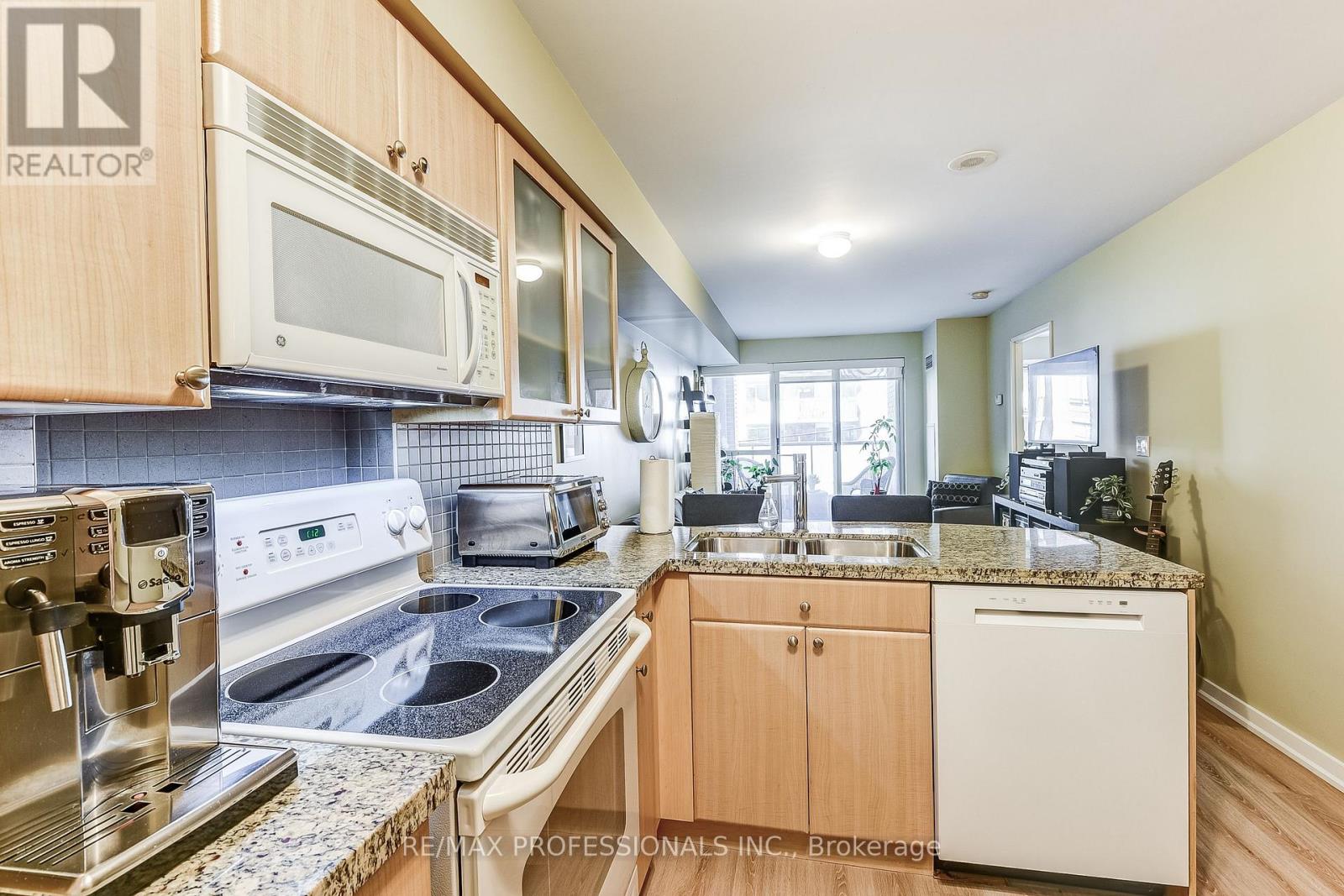 317 - 1005 King Street W, Toronto, Ontario  M6K 3M8 - Photo 9 - C12468133