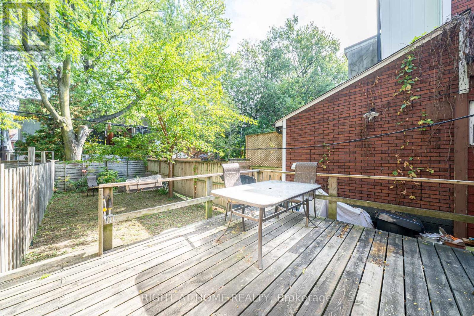 1057 Bathurst Street, Toronto, Ontario  M5R 3G8 - Photo 13 - C12468165