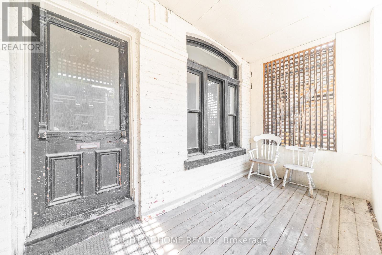 1057 Bathurst Street, Toronto, Ontario  M5R 3G8 - Photo 18 - C12468165