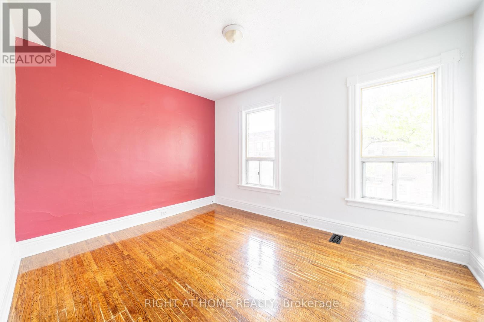 1057 Bathurst Street, Toronto, Ontario  M5R 3G8 - Photo 8 - C12468165