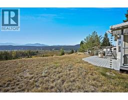 4877 LYNX Drive, radium hot springs, British Columbia