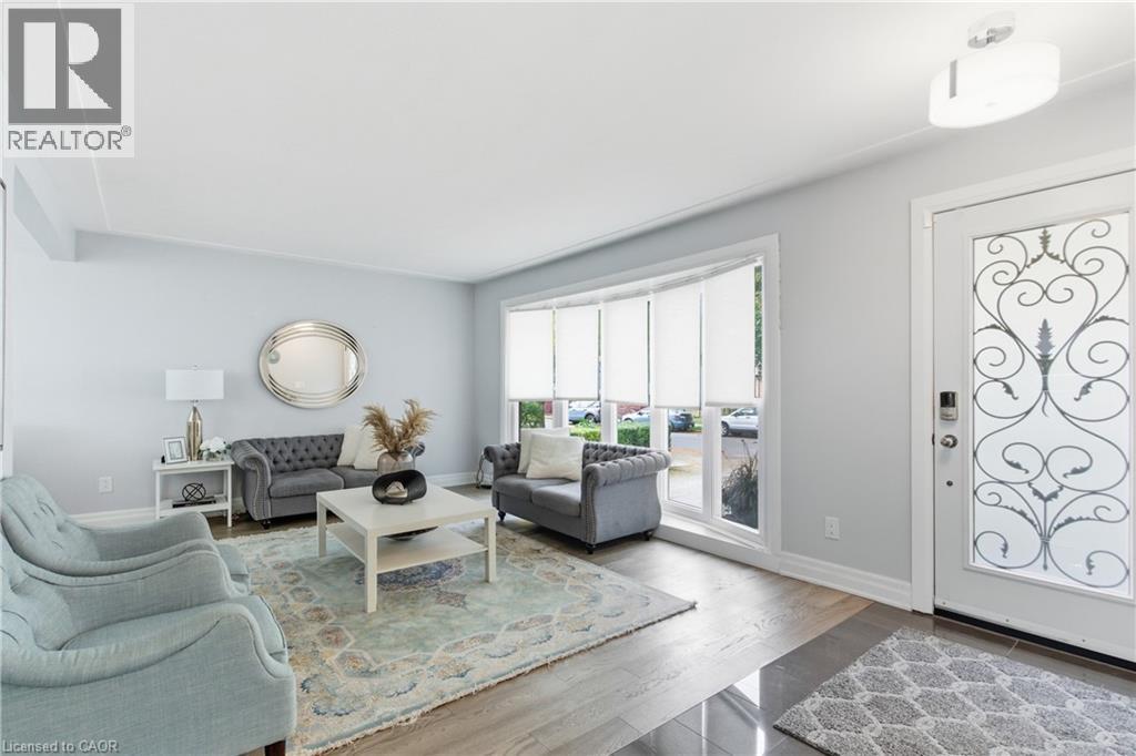 5372 Spruce Avenue, Burlington, Ontario  L7L 1N7 - Photo 6 - 40780012