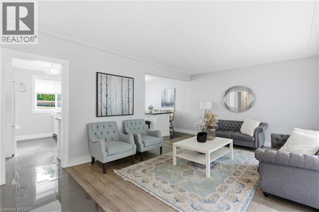 5372 Spruce Avenue, Burlington, Ontario  L7L 1N7 - Photo 8 - 40780012