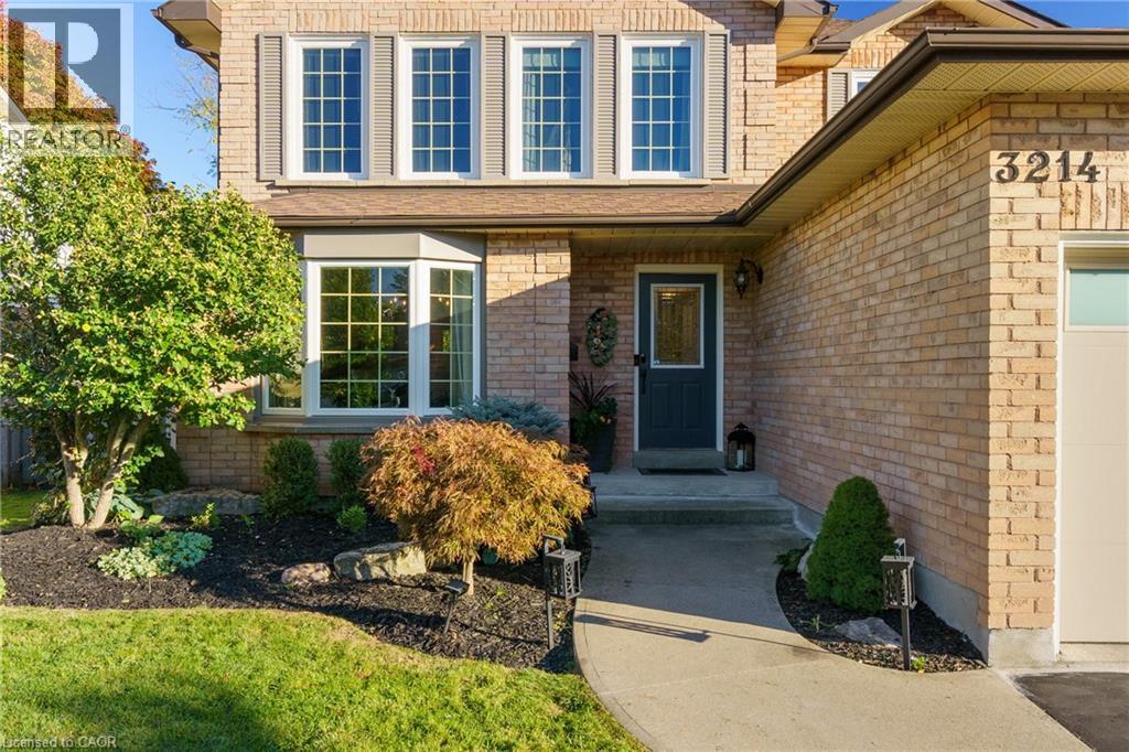 3214 Tania Crescent, Burlington, Ontario  L7M 3N4 - Photo 3 - 40779688