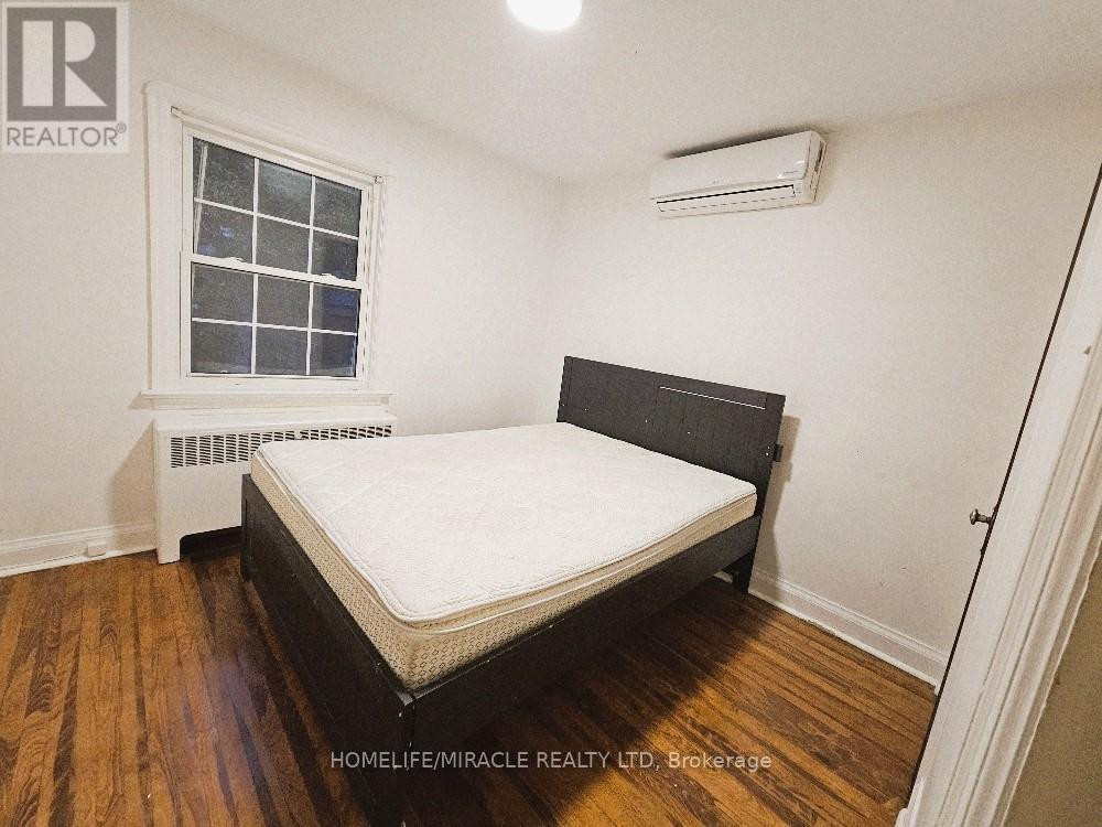 Main - 978 Pharmacy Avenue, Toronto, Ontario  M1R 2G6 - Photo 16 - E12468096