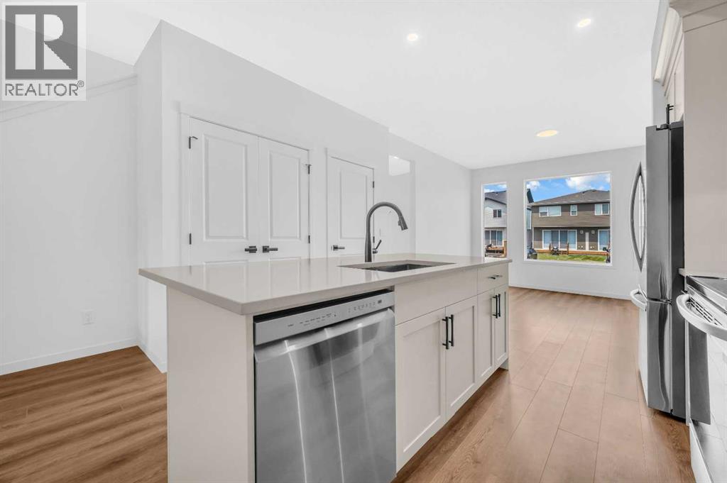 32 Rowmont Common Nw, Calgary, Alberta  T3L 0L3 - Photo 16 - A2233479