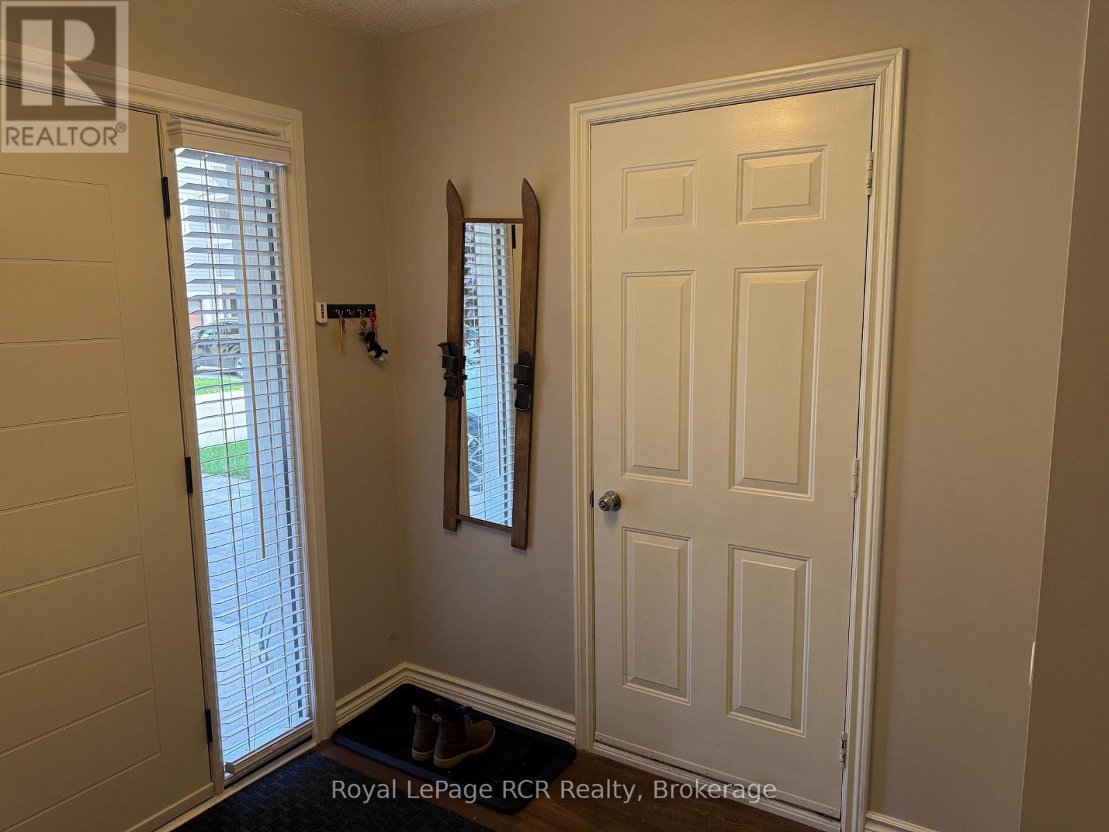 21 Starboard Road, Collingwood, Ontario  L9Y 5C8 - Photo 4 - S12468352