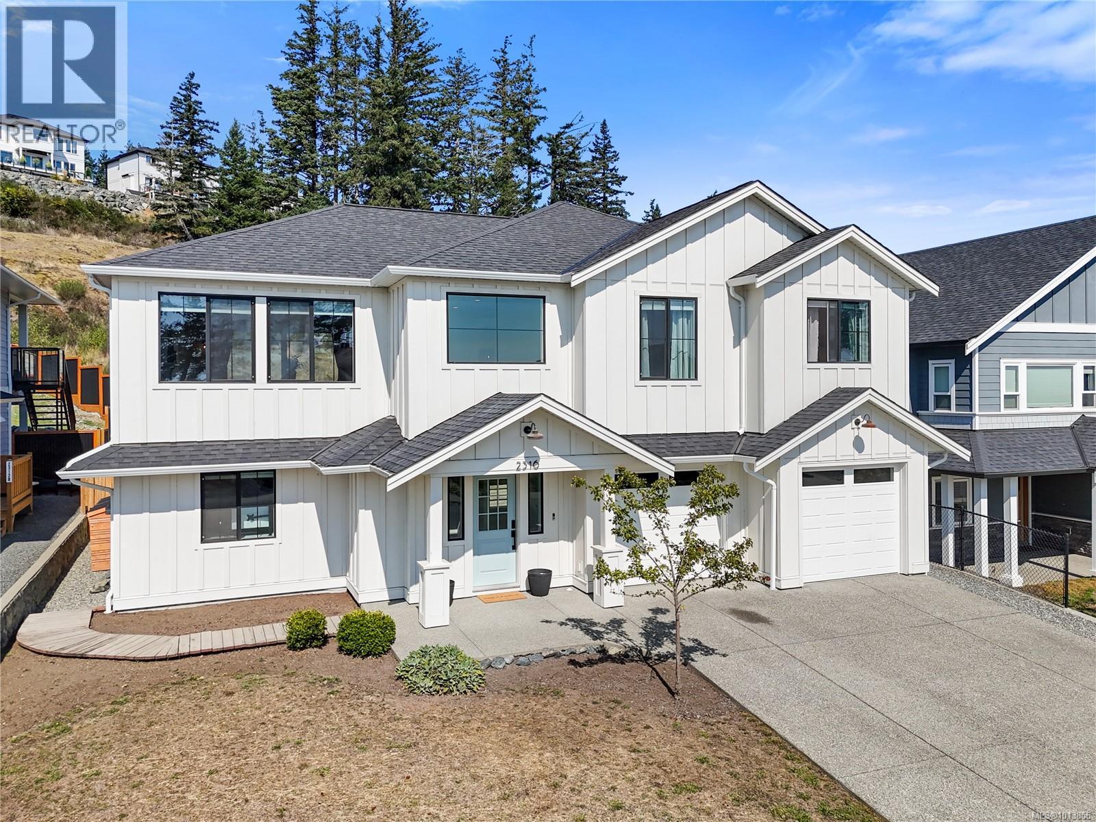 2316 Mountain Heights Dr, Sooke, British Columbia