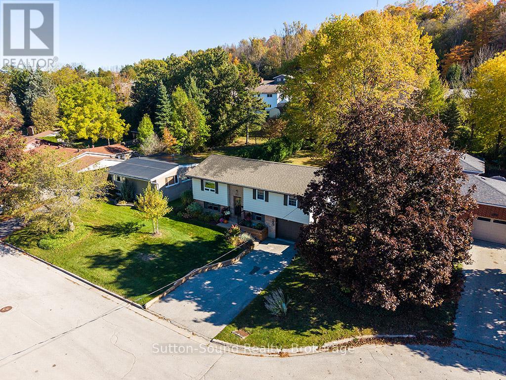 305 8th Avenue E, Owen Sound, Ontario  N4K 3A3 - Photo 4 - X12468184