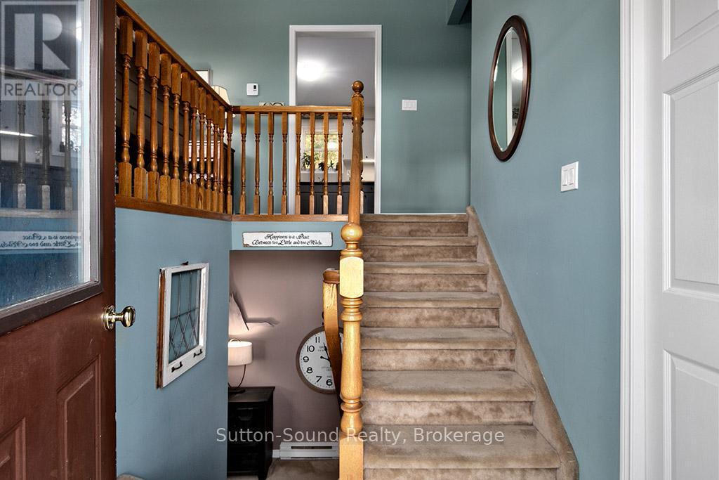 305 8th Avenue E, Owen Sound, Ontario  N4K 3A3 - Photo 7 - X12468184