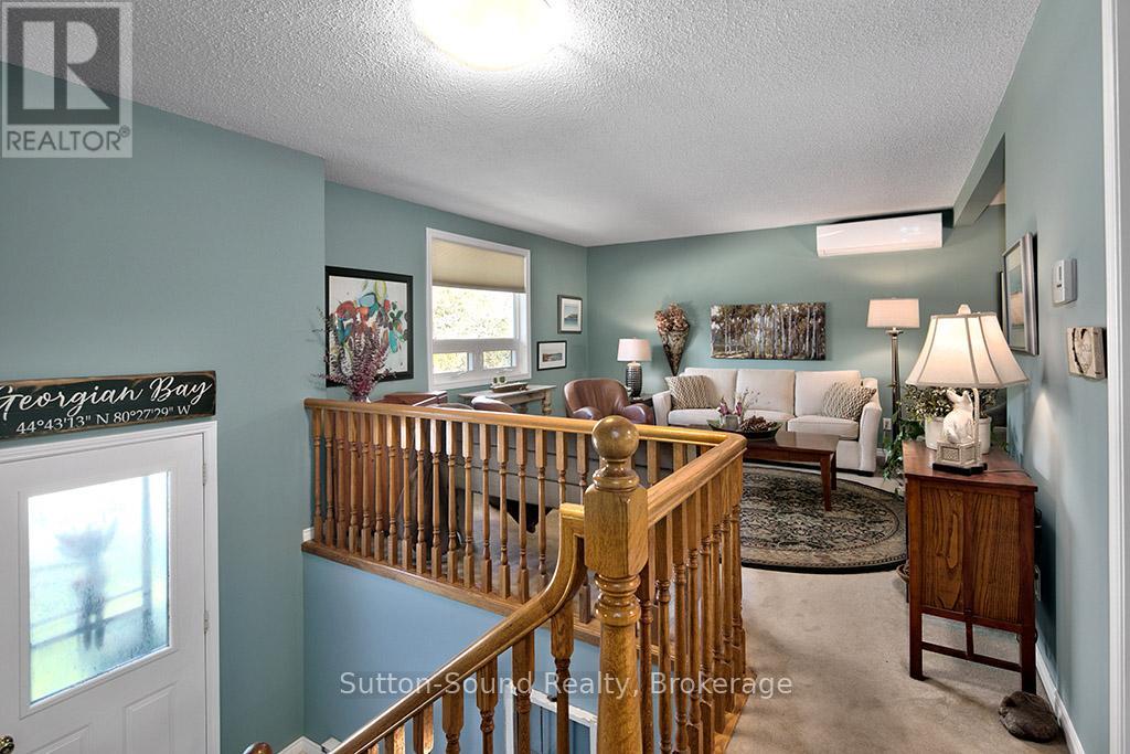 305 8th Avenue E, Owen Sound, Ontario  N4K 3A3 - Photo 8 - X12468184