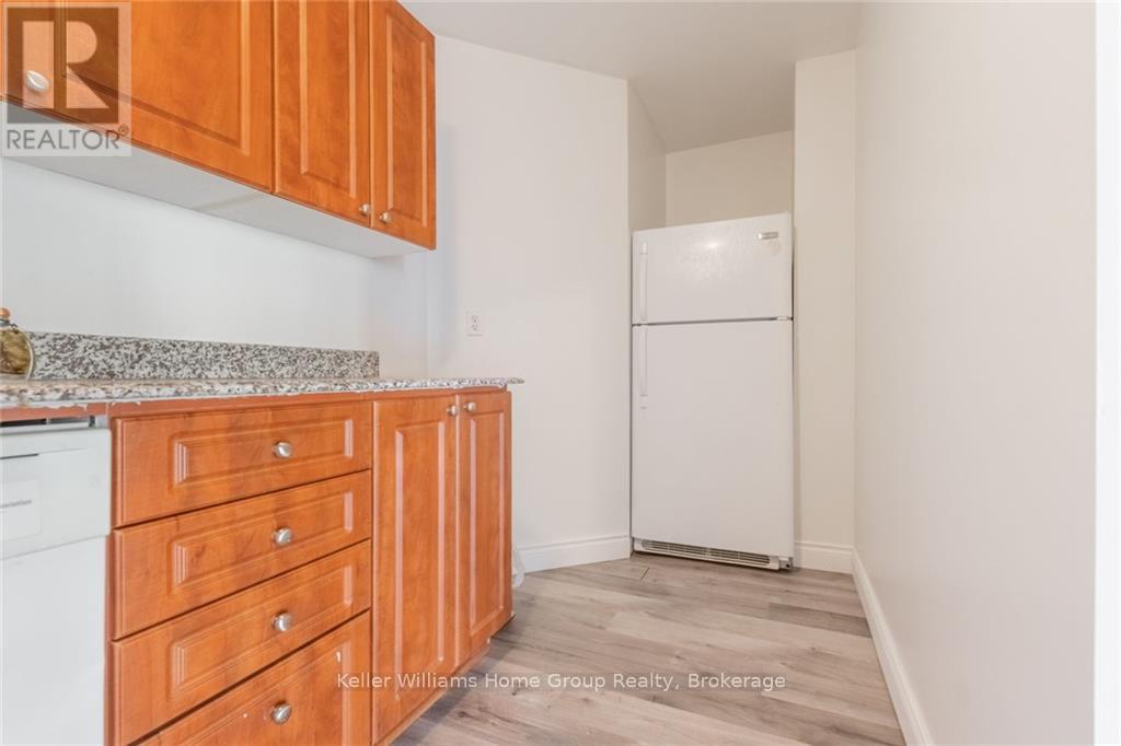 209 - 135 James Street S, Hamilton, Ontario  L8P 2Z6 - Photo 7 - X12468202