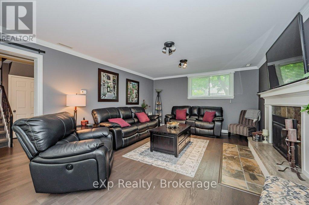 8 Malvern Crescent, Guelph (Pineridge/westminster Woods), Ontario  N1L 1G8 - Photo 28 - X12468267