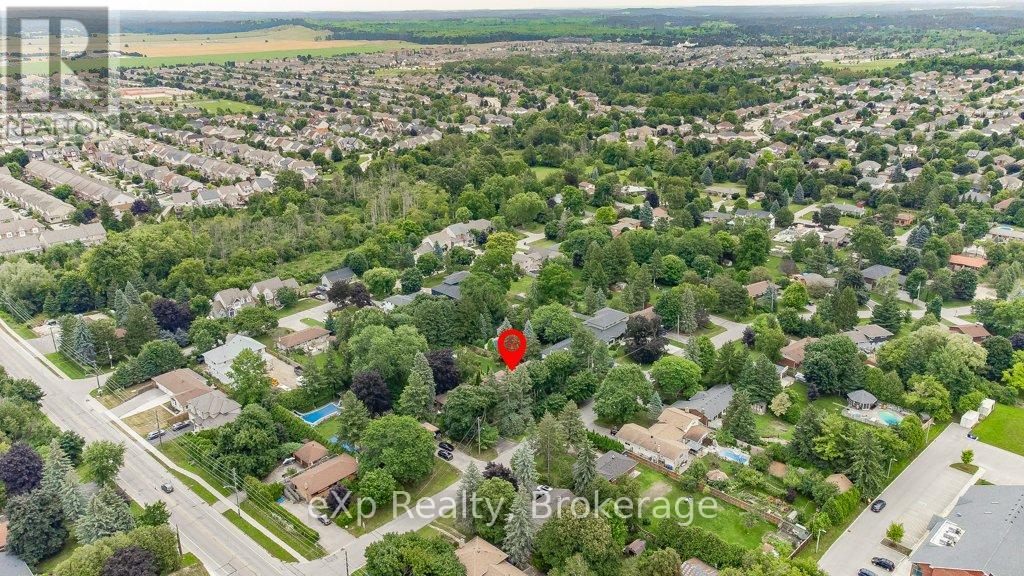 8 Malvern Crescent, Guelph (Pineridge/westminster Woods), Ontario  N1L 1G8 - Photo 4 - X12468267