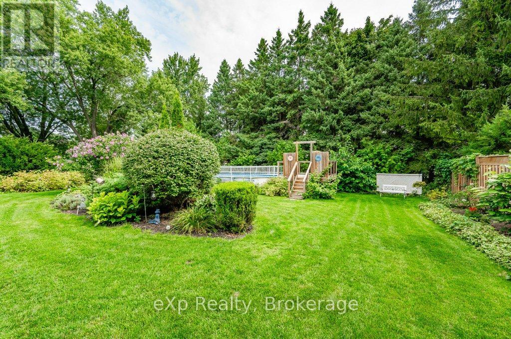 8 Malvern Crescent, Guelph (Pineridge/westminster Woods), Ontario  N1L 1G8 - Photo 44 - X12468267