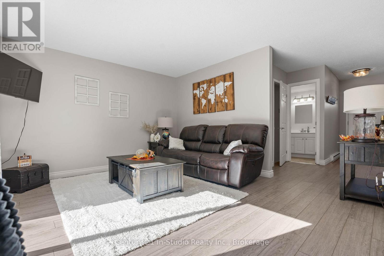 86 - 86 Laurie Crescent, Owen Sound, Ontario  N4K 6C3 - Photo 11 - X12468318