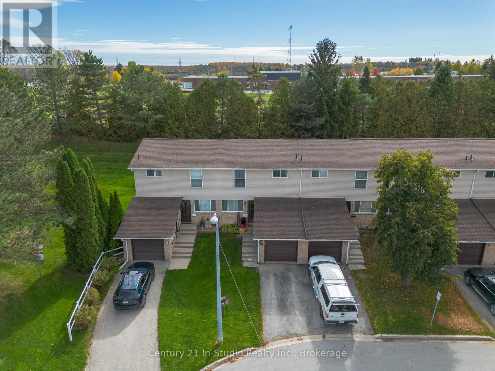 86 - 86 Laurie Crescent, Owen Sound, Ontario  N4K 6C3 - Photo 2 - X12468318