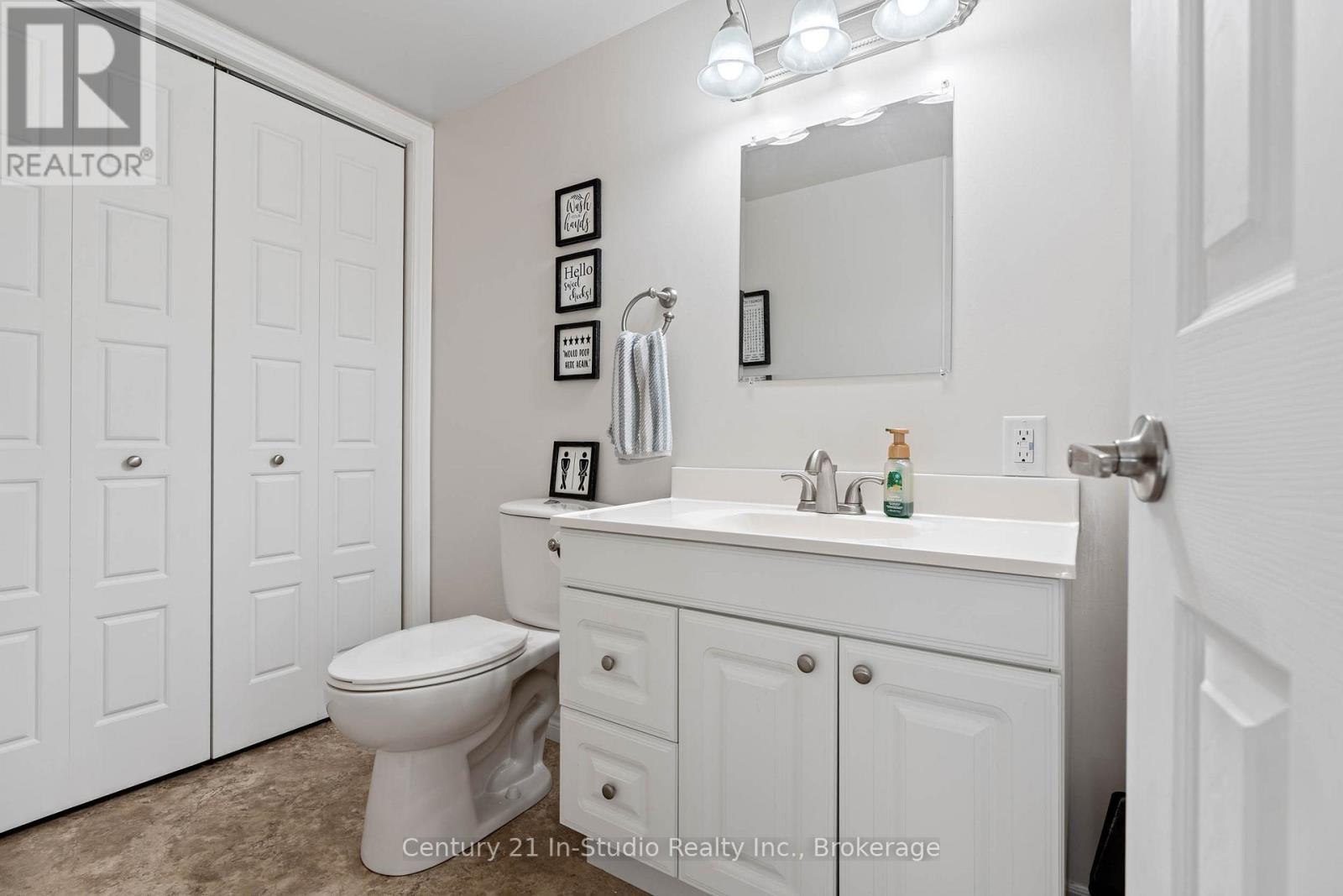 86 - 86 Laurie Crescent, Owen Sound, Ontario  N4K 6C3 - Photo 21 - X12468318