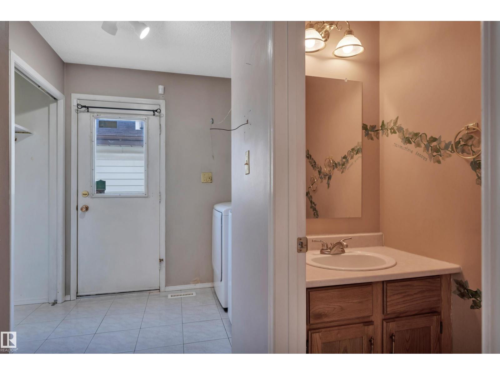 8011 152c Av Nw, Edmonton, Alberta  T6C 3M1 - Photo 23 - E4462489