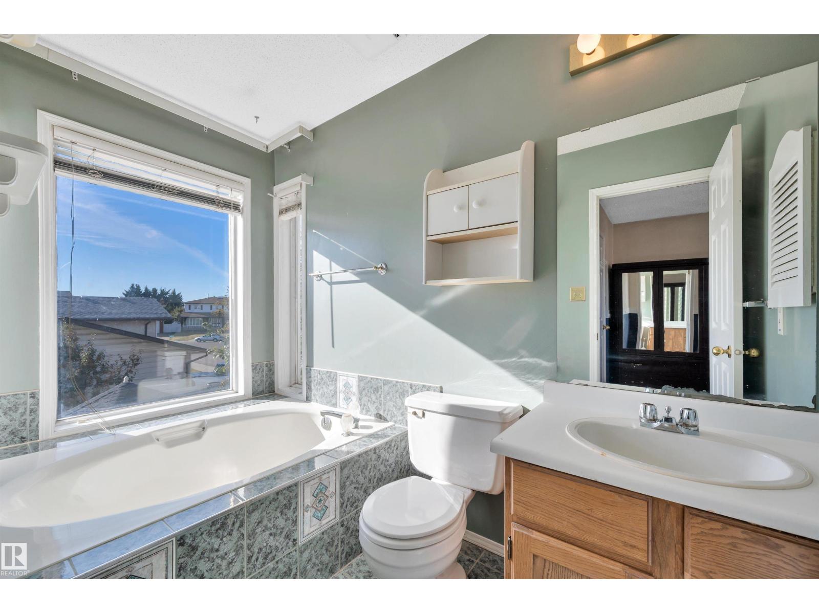 8011 152c Av Nw, Edmonton, Alberta  T6C 3M1 - Photo 29 - E4462489