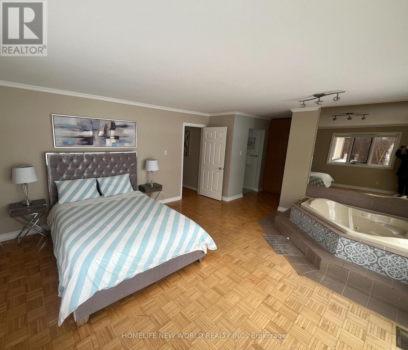 253 Lakeland Crescent, Richmond Hill, Ontario  L4E 3A6 - Photo 20 - N12468102
