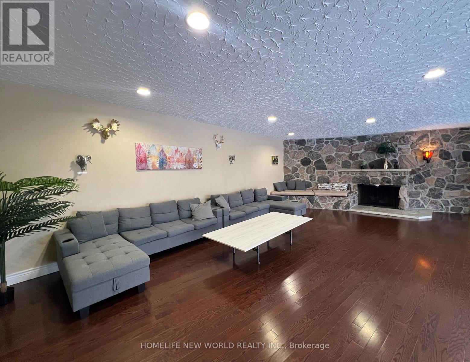 3134 Bloomington Road, Whitchurch-Stouffville, Ontario  L4A 7X5 - Photo 16 - N12468105