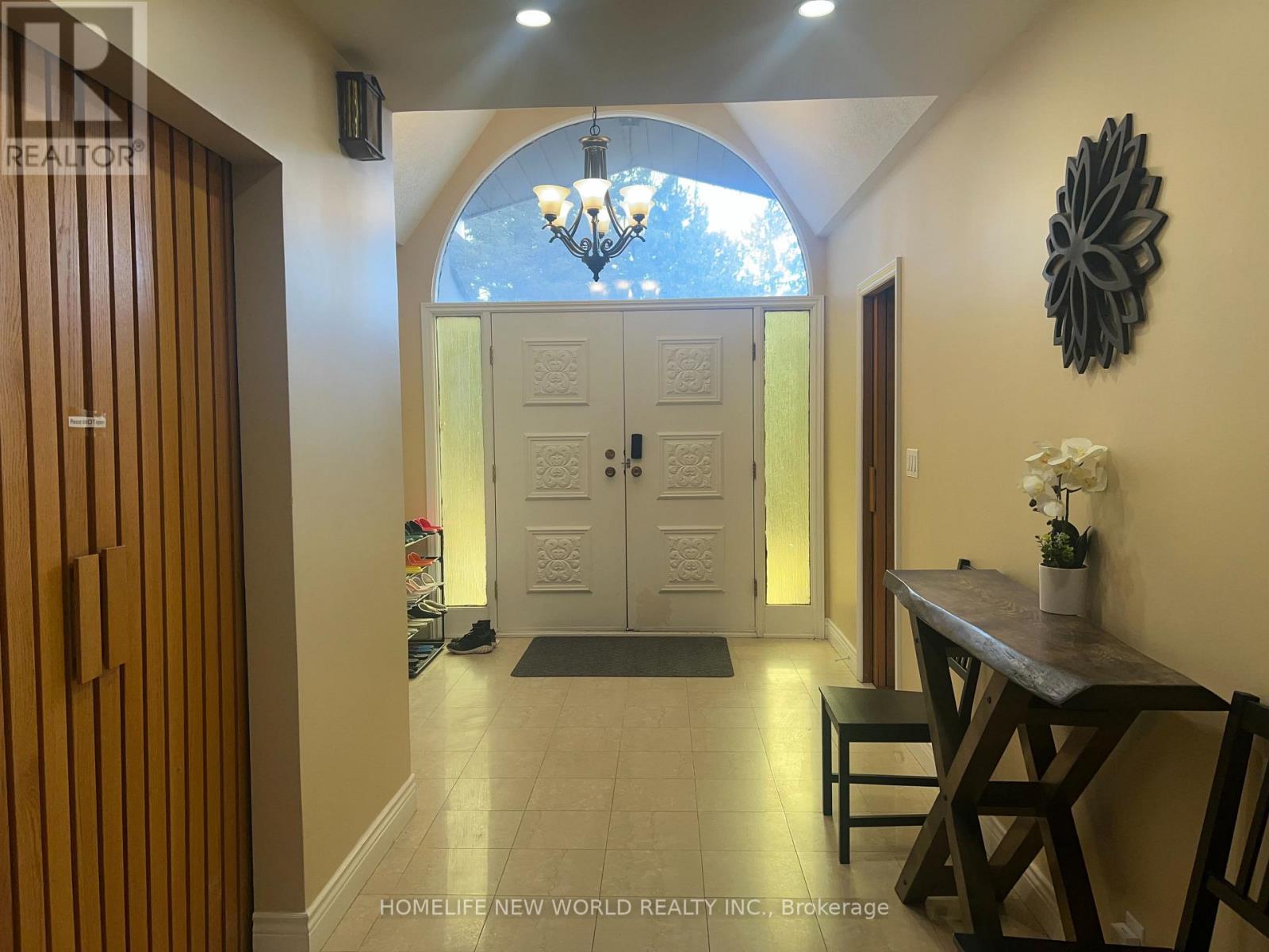 3134 Bloomington Road, Whitchurch-Stouffville, Ontario  L4A 7X5 - Photo 8 - N12468105