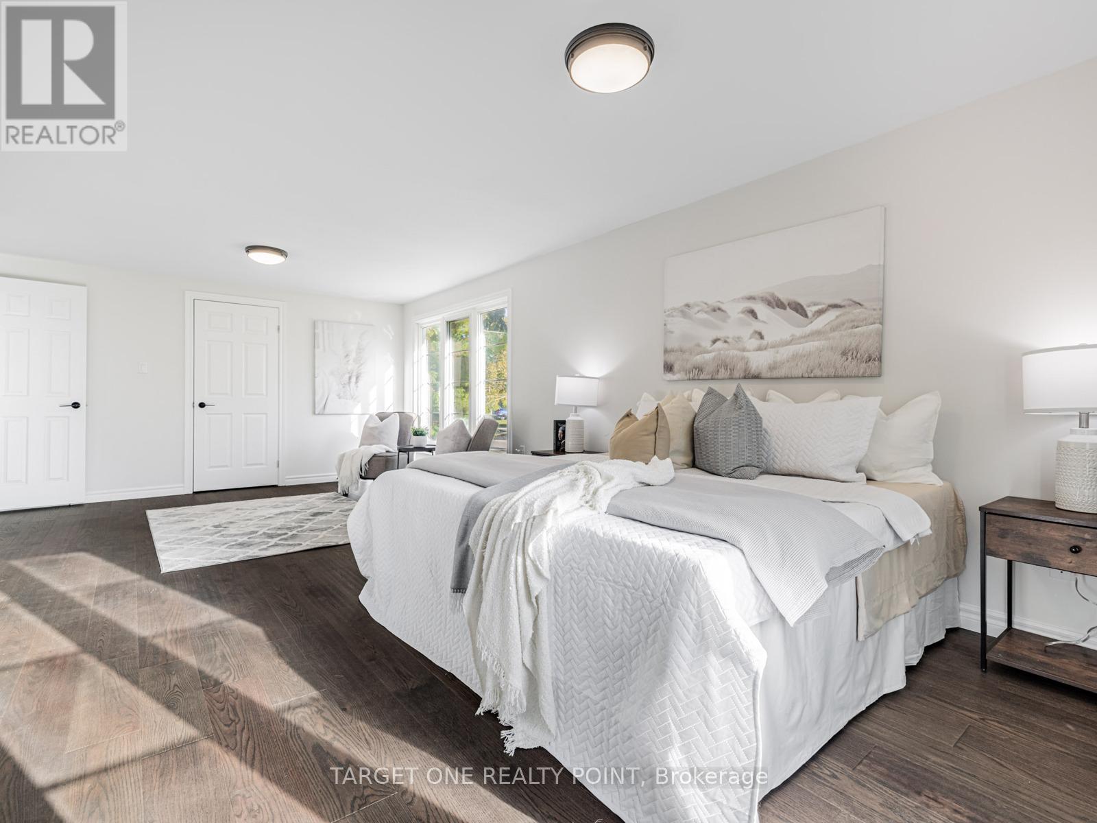 93 Mayvern Crescent, Richmond Hill, Ontario  L4C 5J6 - Photo 21 - N12468160