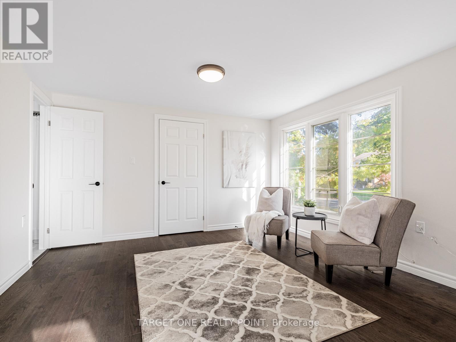 93 Mayvern Crescent, Richmond Hill, Ontario  L4C 5J6 - Photo 22 - N12468160
