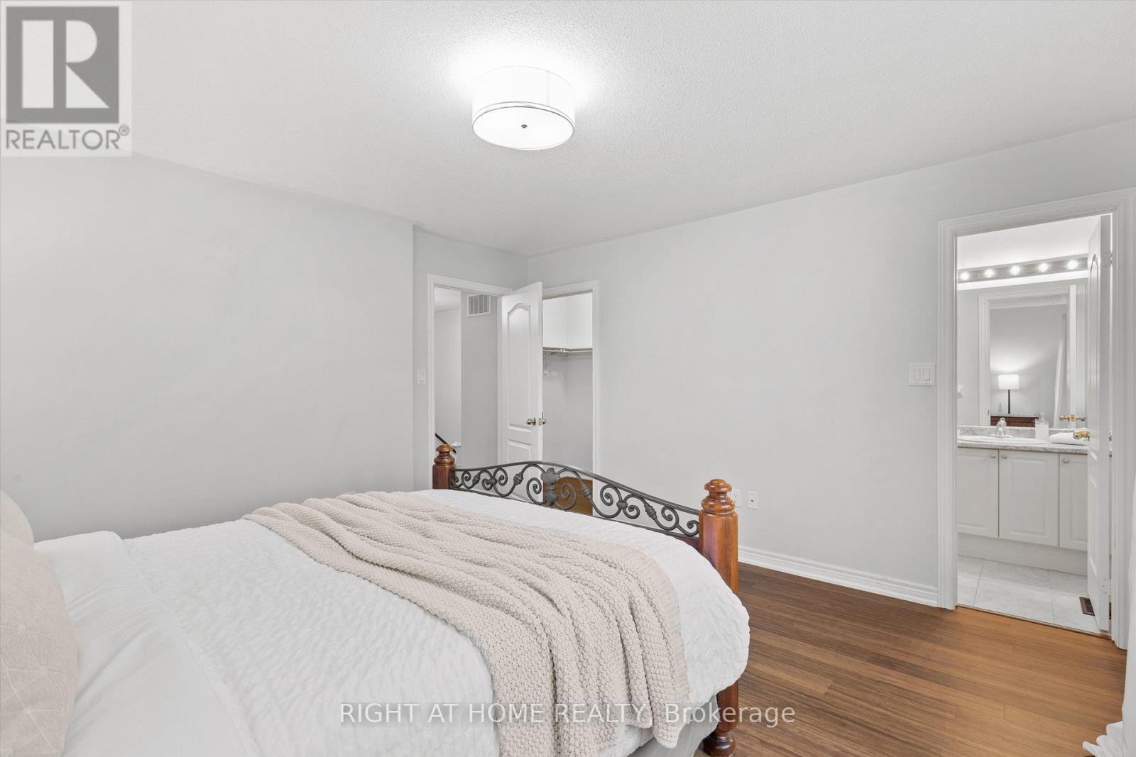 50 Luisa Street, Bradford West Gwillimbury, Ontario  L3Z 0P1 - Photo 19 - N12468176