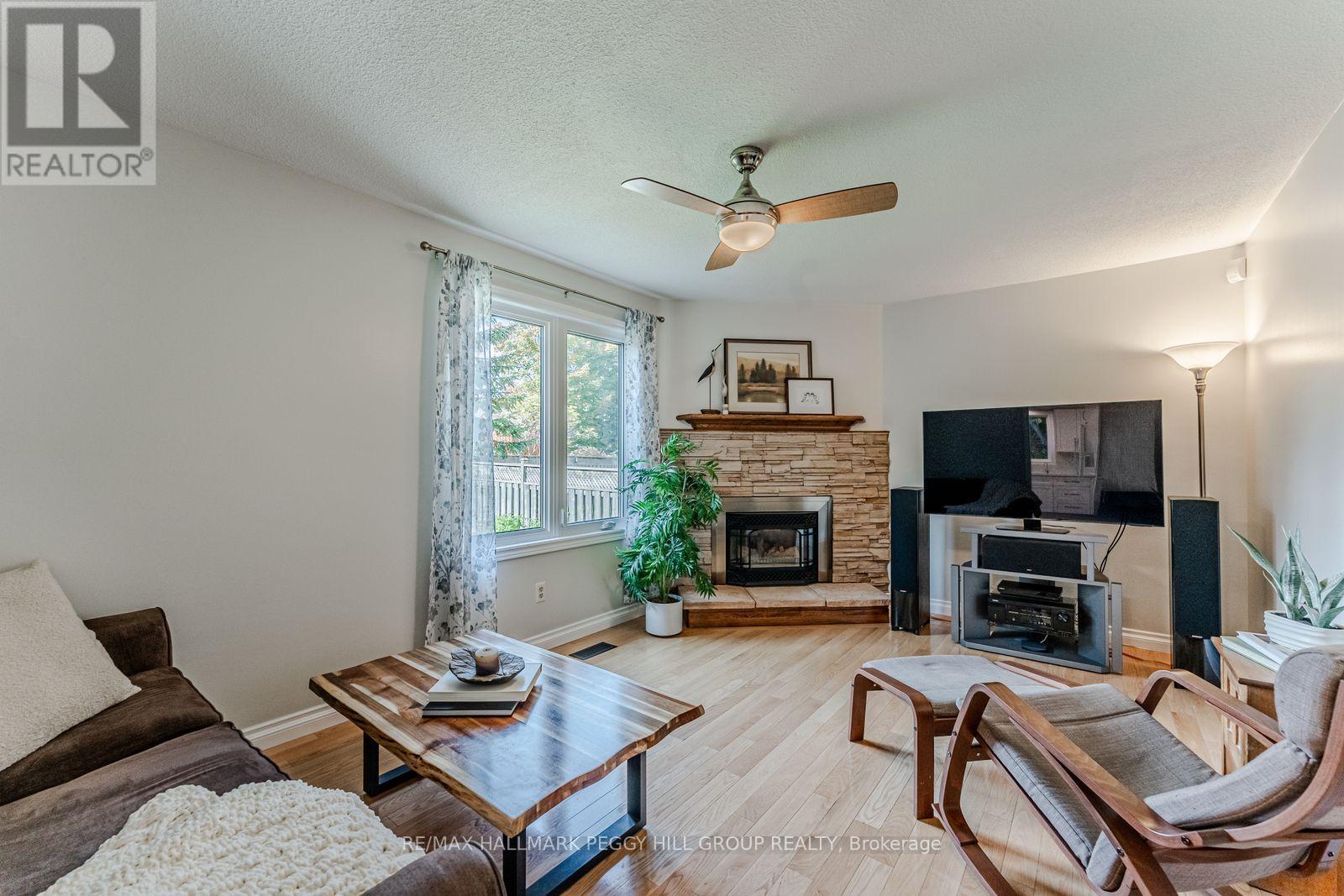 222 Bishop Drive, Barrie, Ontario  L4N 6X8 - Photo 11 - S12468143