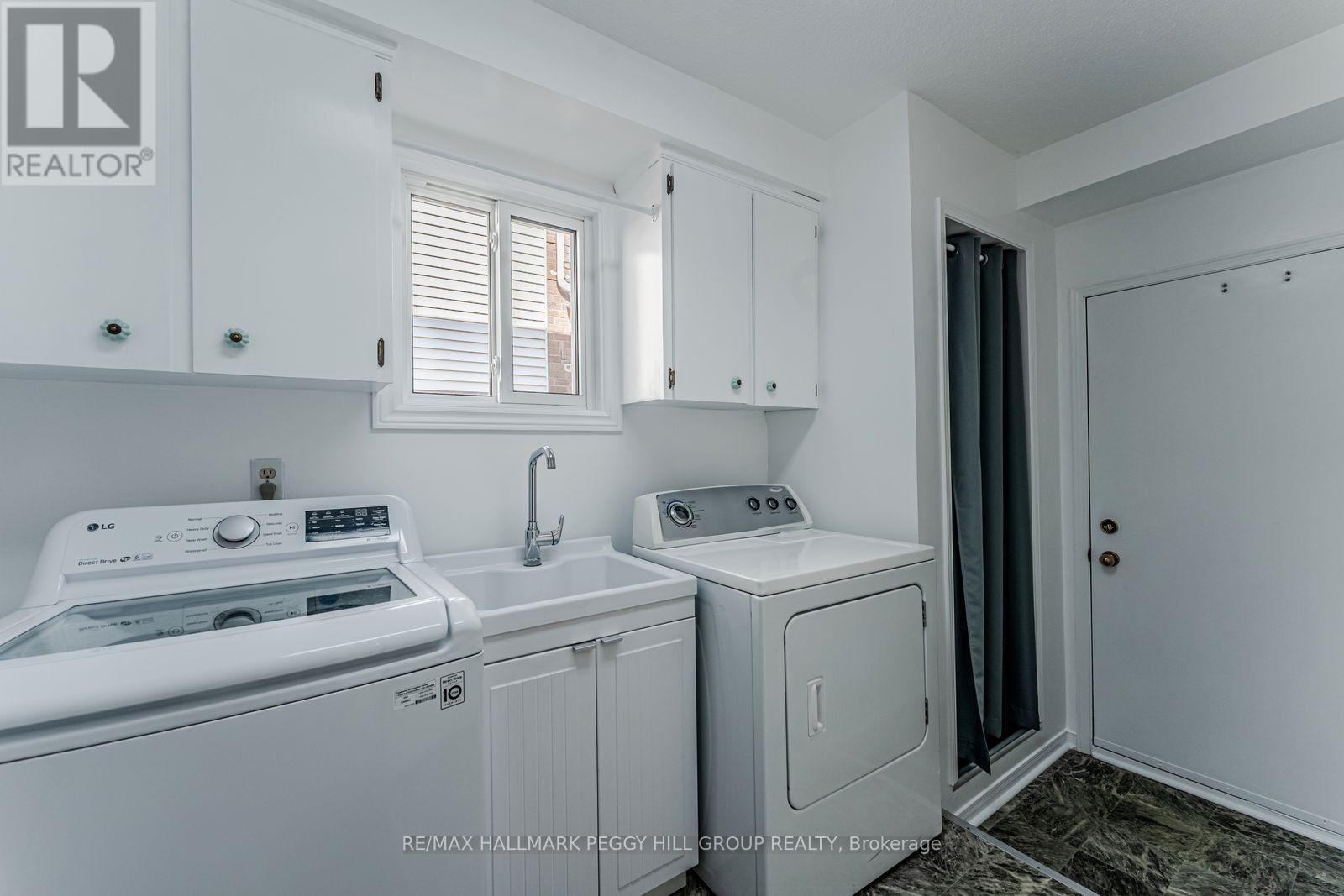 222 Bishop Drive, Barrie, Ontario  L4N 6X8 - Photo 13 - S12468143