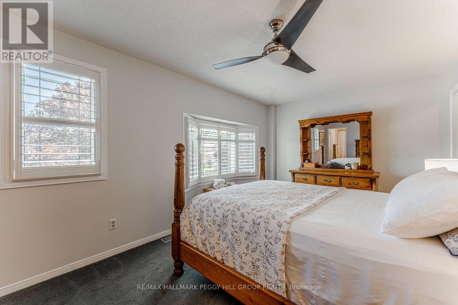 222 Bishop Drive, Barrie, Ontario  L4N 6X8 - Photo 14 - S12468143