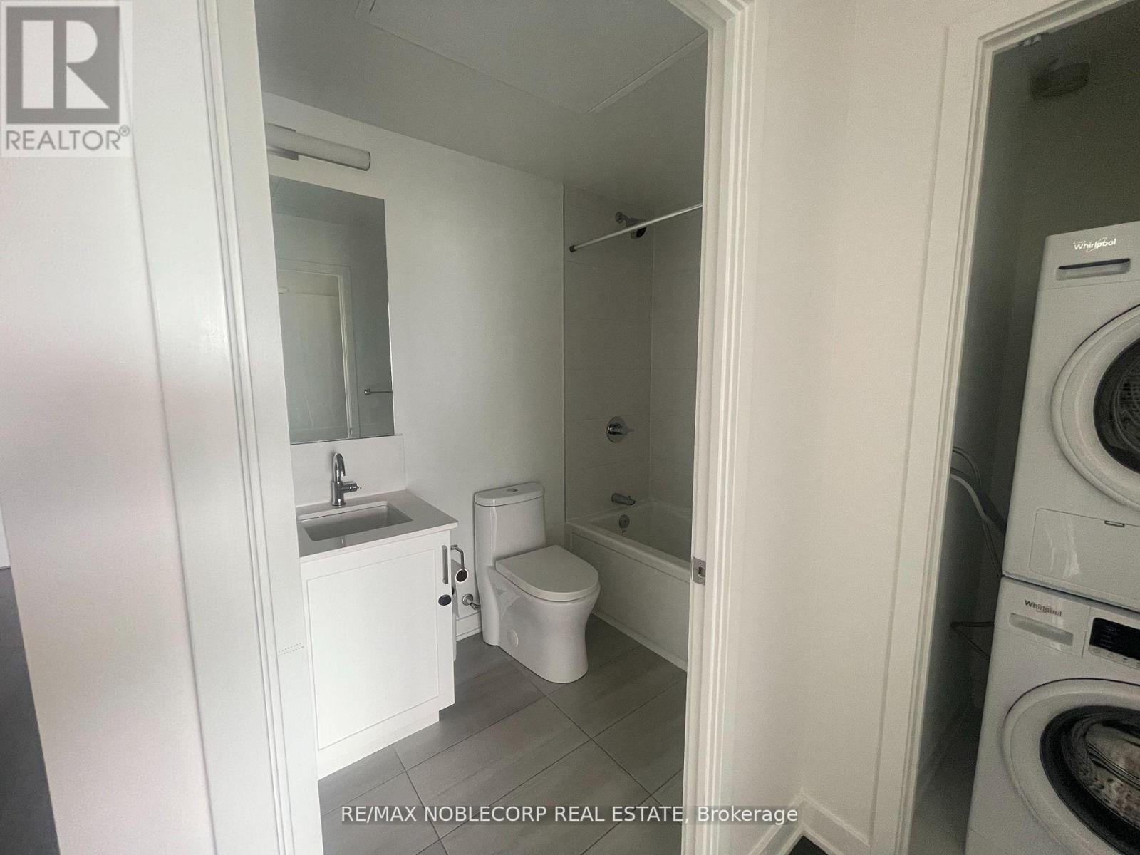 316 - 681 Yonge Street, Barrie, Ontario  L4N 4E8 - Photo 11 - S12468179
