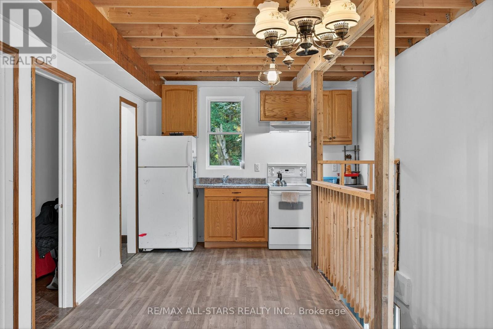 60 Elder Street, Kawartha Lakes, Ontario K0M 1L0 - Photo 10 - X12423360