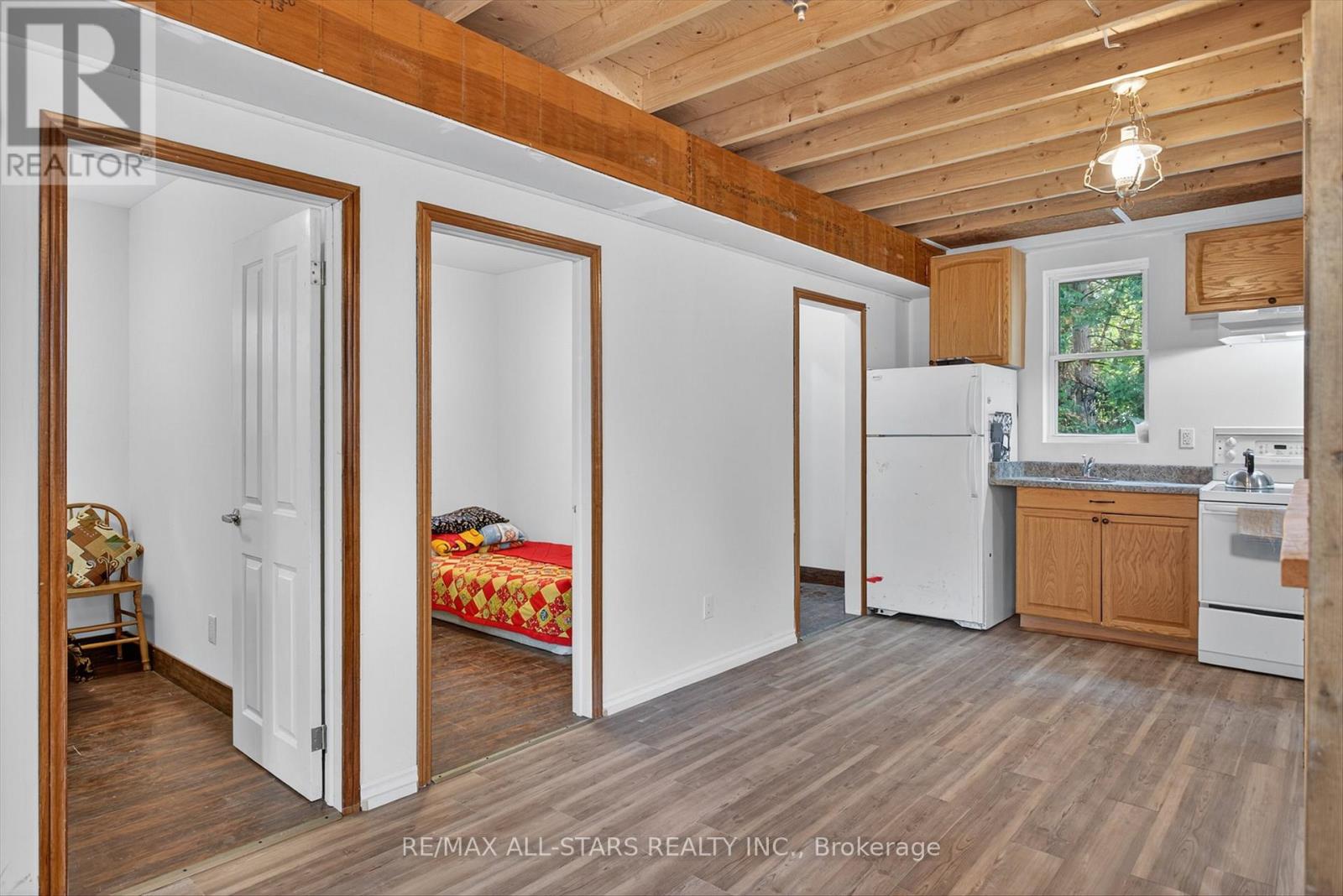 60 Elder Street, Kawartha Lakes, Ontario K0M 1L0 - Photo 11 - X12423360